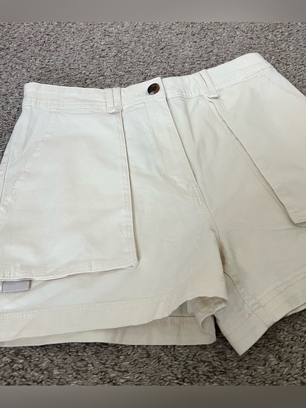H&M Cream Cotton Utility Bermuda Shorts Size 8 NWT